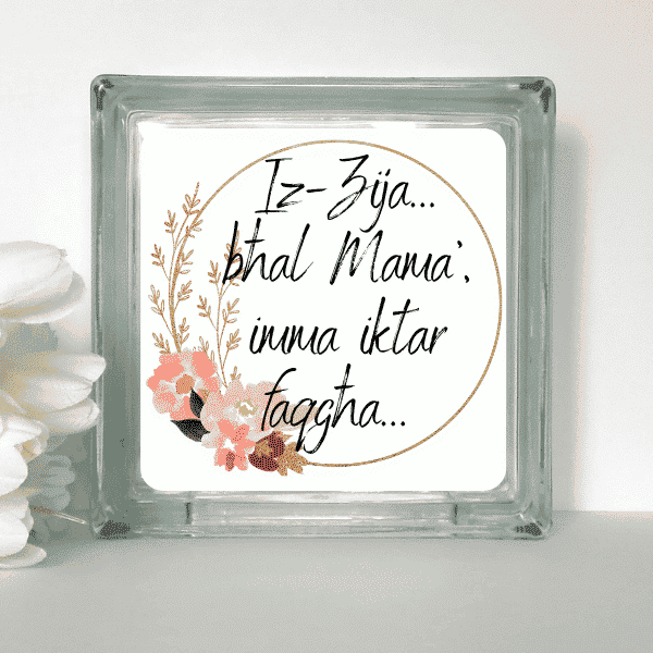 Iz-Zija bħal Mama' - Glass Block