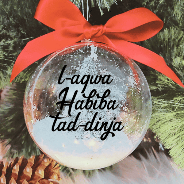 L-Aqwa Ħabiba tad-Dinja - 10cm Acrylic Bauble