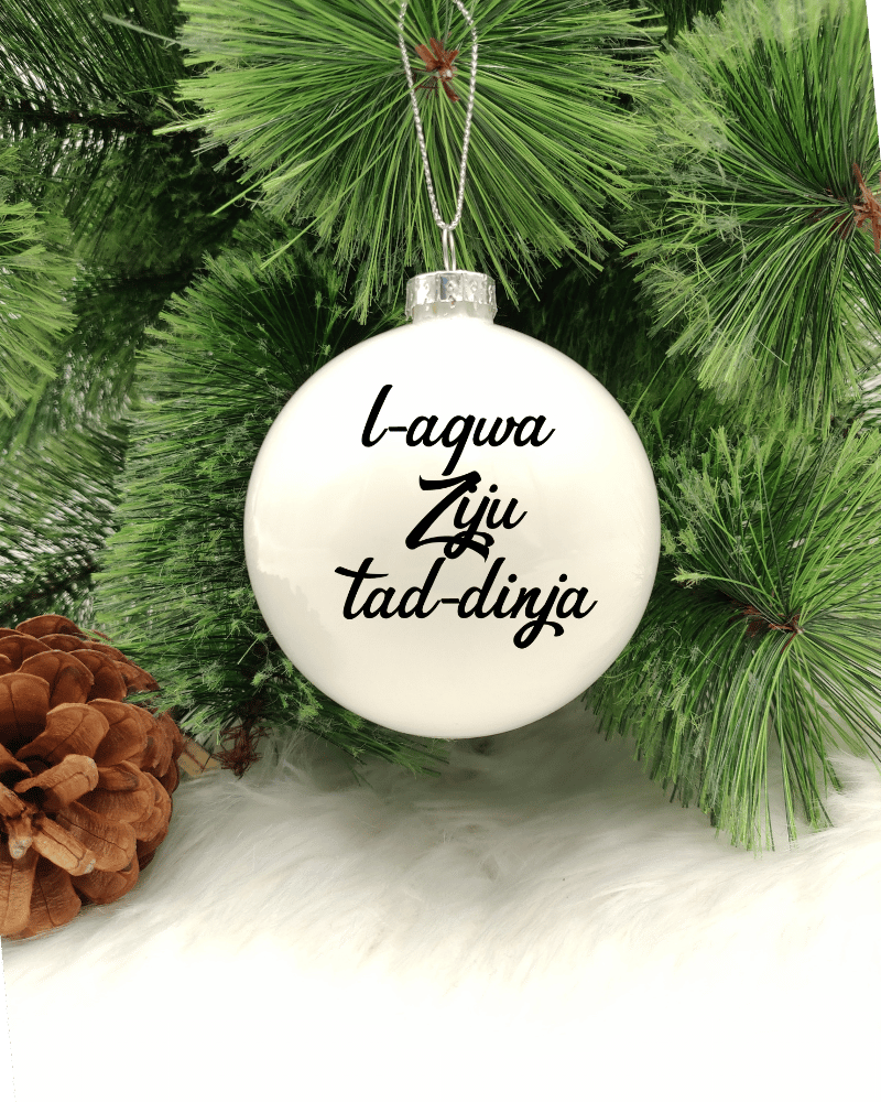 L-Aqwa Ziju tad-Dinja - 8cm Glass Bauble