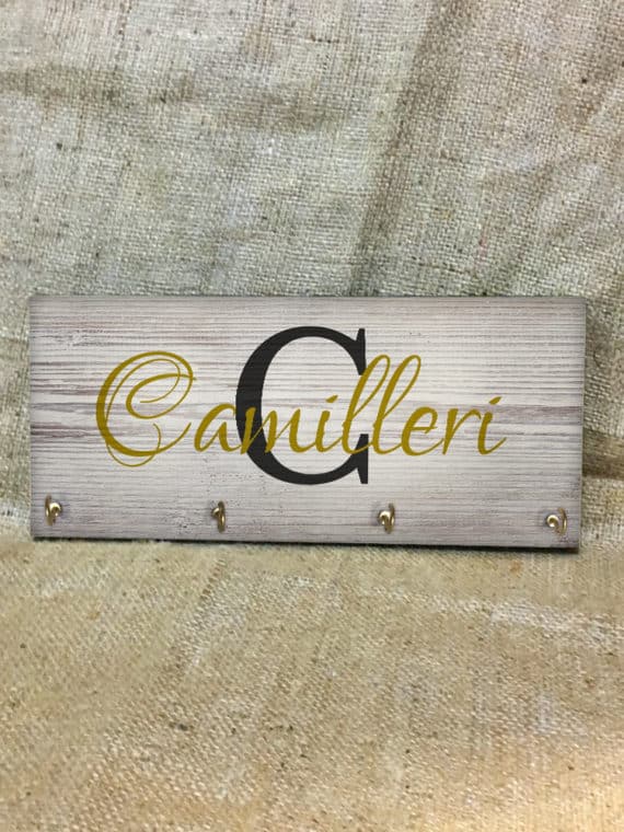FAMILY-NAMES_KEY130x300_ART01-IMPR-2-570x760-1.jpg