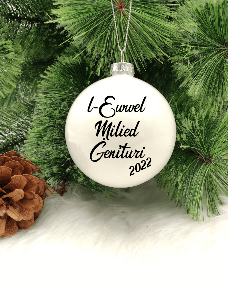 L-Ewwel Milied Ä enituri - 8cm Glass Bauble