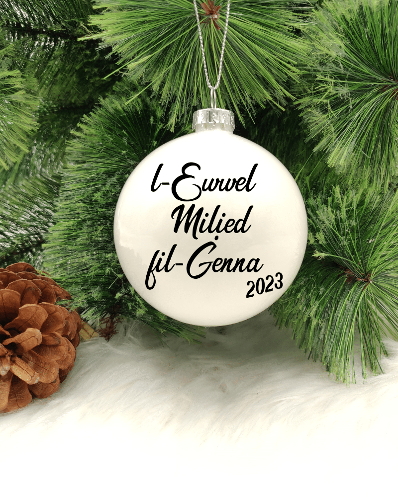 L-Ewwel Milied fil-Ġenna - 8cm Glass Bauble