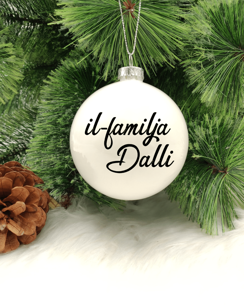 Il-Familja Personalised with Name - 8cm Glass Bauble