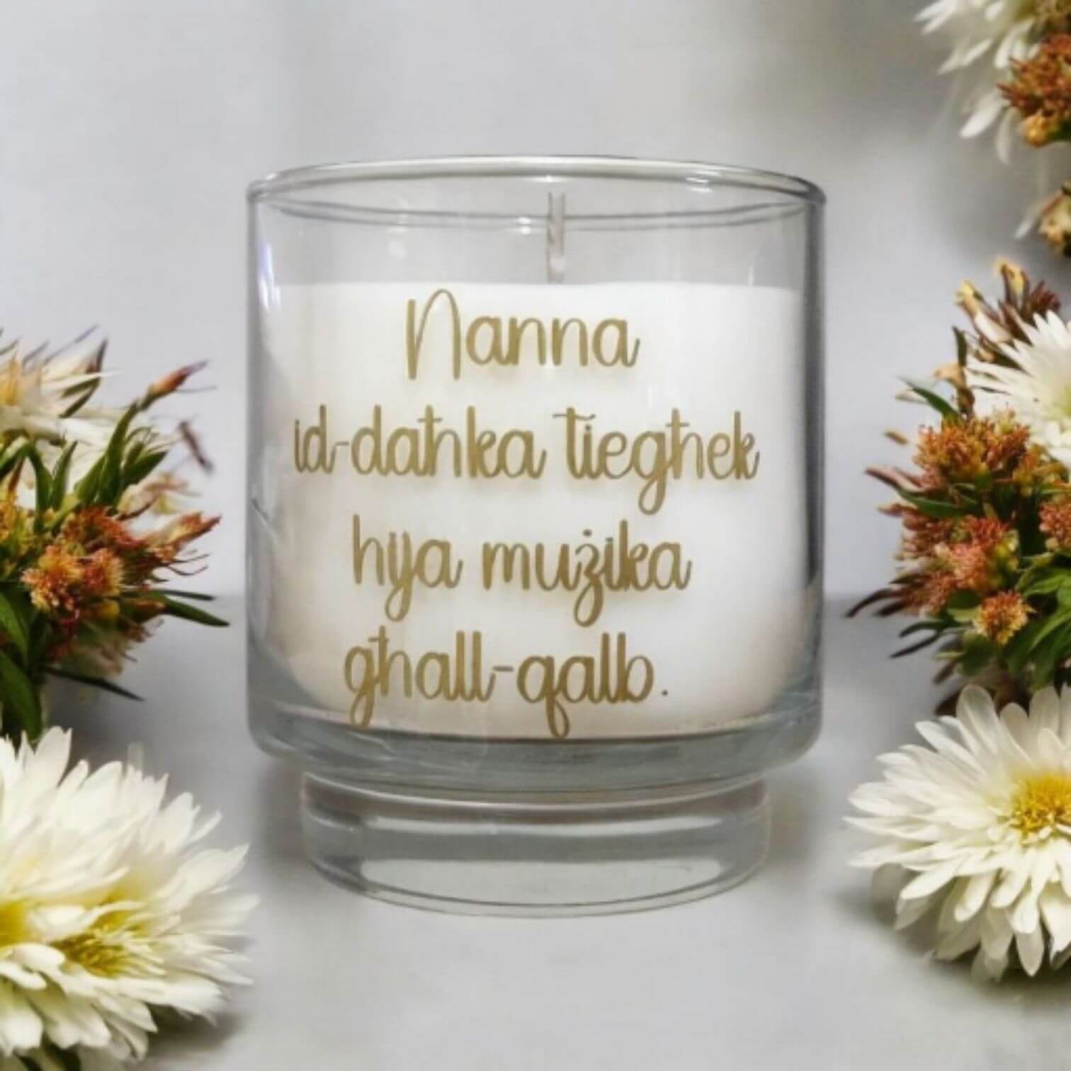 Id-Daħka Tiegħek Hija…-225ml Massage Scented Candle